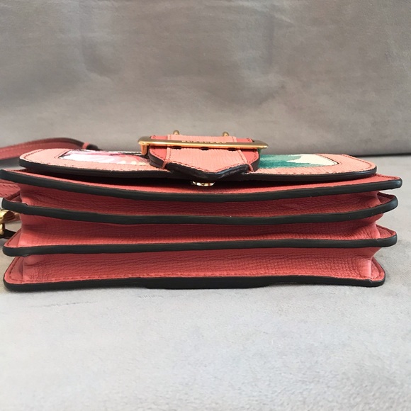🍥SOLD🍥 Burberry Small Buckle Bag Peony Rose - Picture 11 of 11